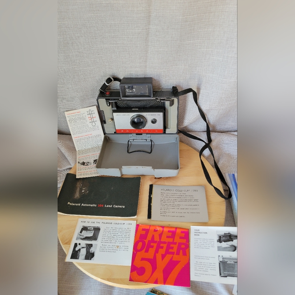 Vintage Polaroid Automatic 104 Land Camera Used, Good Condition Includes manual